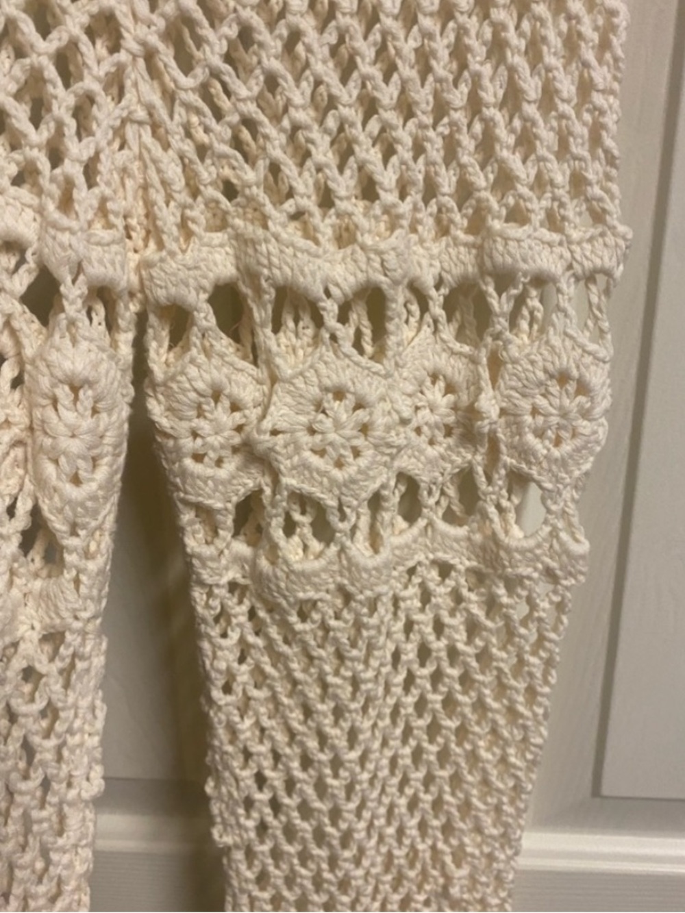 ❤️… Sugar Thrillz Beige crochet cream, color pants - Picture 2 of 6